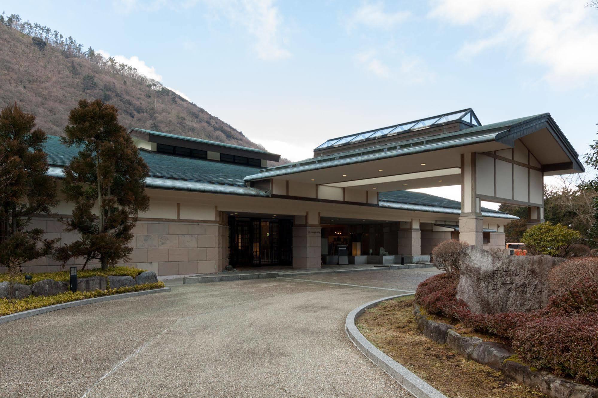 Hotel Hatsuhana Hakone Exterior foto
